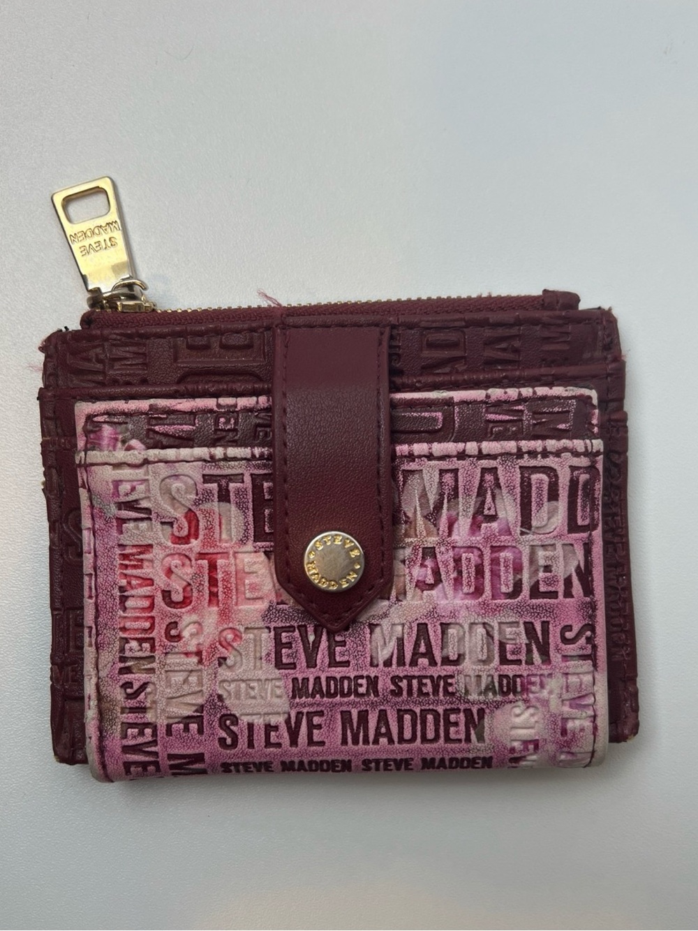 Steve Madden Burgundy & Pink Logo Card Wallet